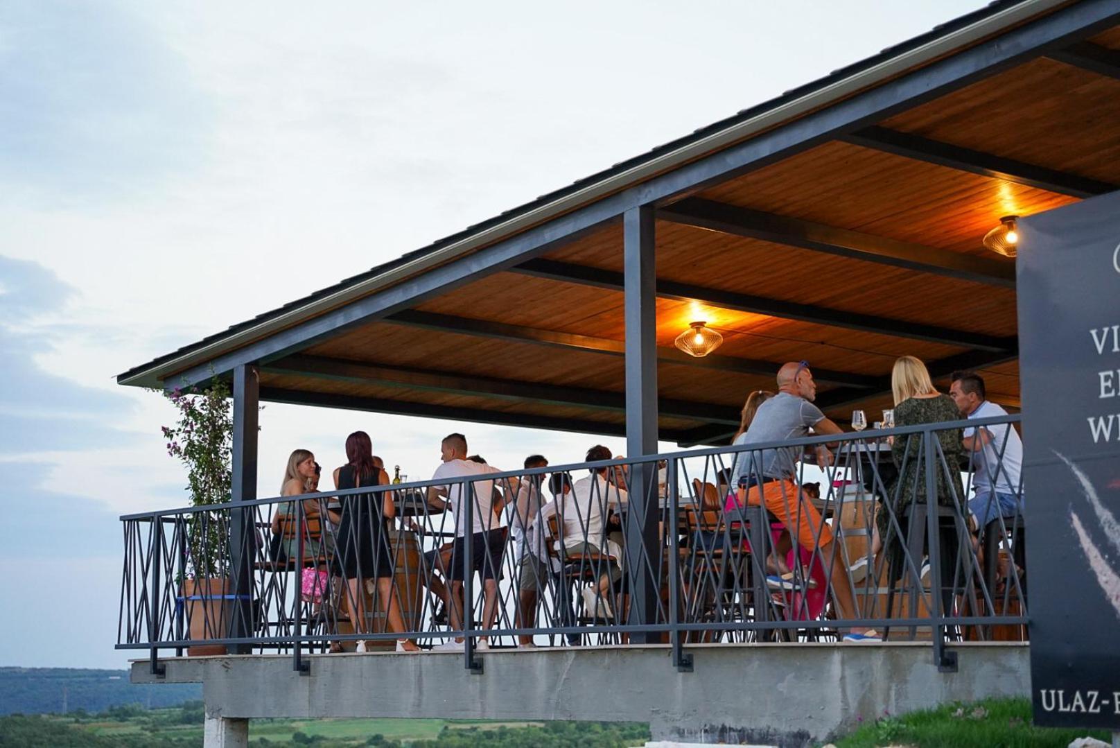 Wine Residence Cattunar Brtonigla Exterior foto