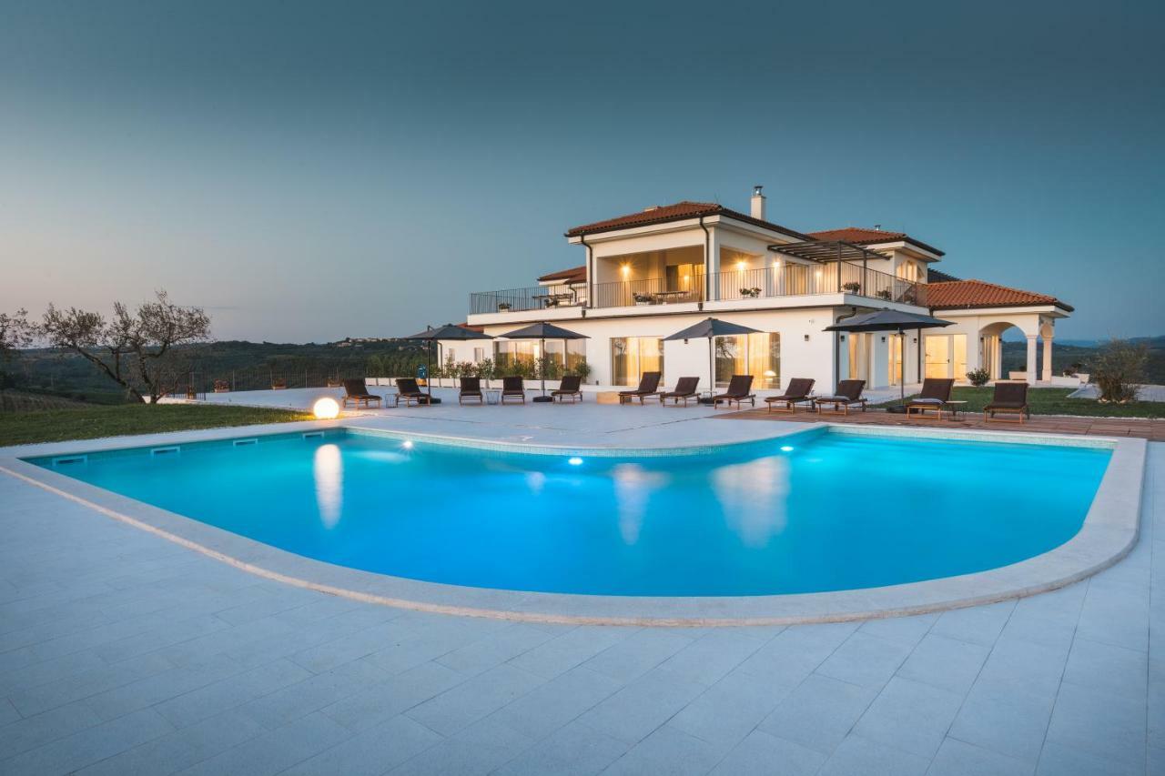 Wine Residence Cattunar Brtonigla Exterior foto
